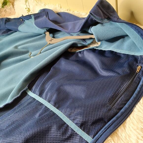 Vintage L.L. Bean Blue Full Zip Soft Fleece Vest Sleeveless Pockets Size M - Picture 4 of 9
